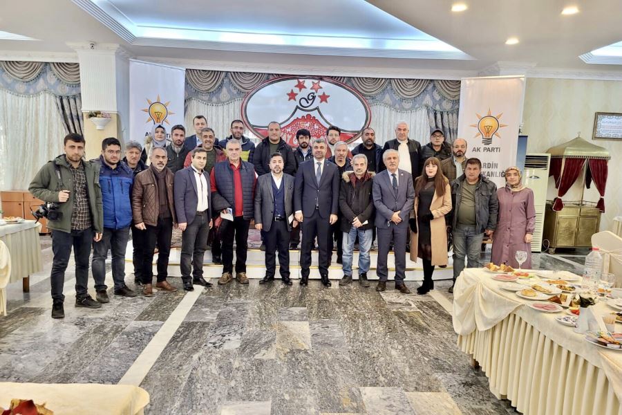 Ak Parti Mardin İl Başkanı Kılıç, Gazetecilerle Kahvaltıda Buluştu   