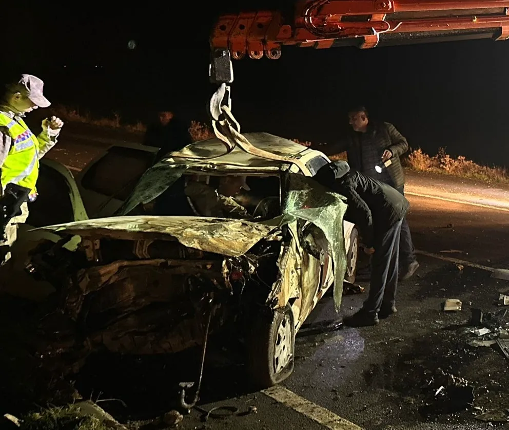 Nusaybin’de takla atan otomobil hurdaya döndü: 2 yaralı   