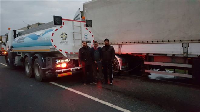 Irak Yolunda Şoförler Susuz Kaldı