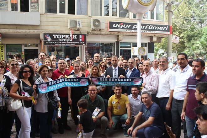 Nusaybin´e gelen turistler davul, zurnayla karşılandı