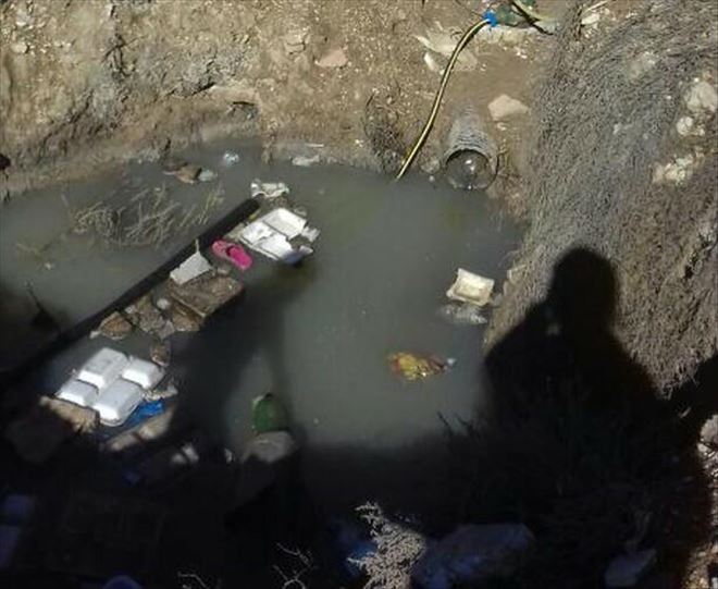 Nusaybin´de Sokağın Lağam Suyu Çukura Akıyor