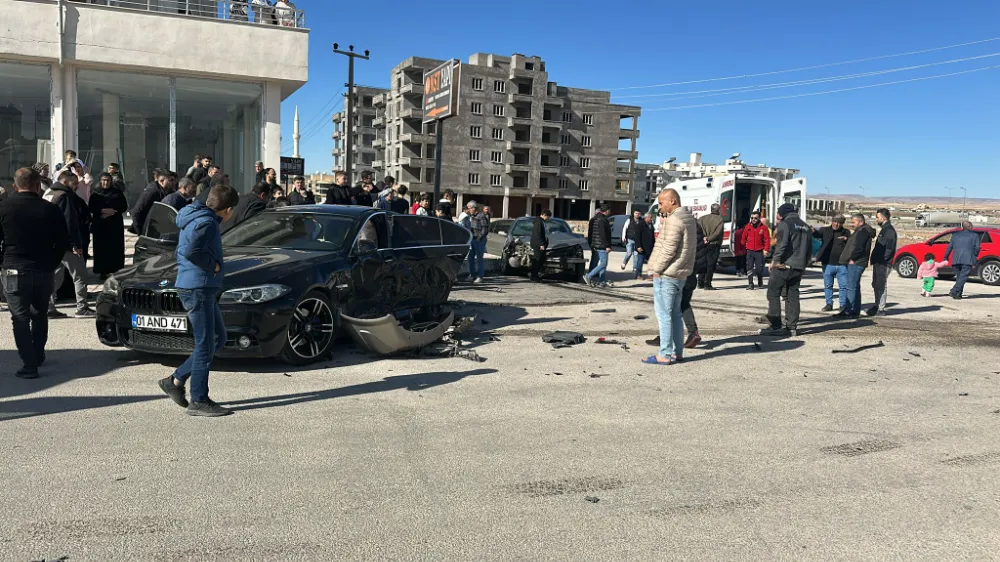 Nusaybin’de otomobiller çarpıştı: 2 yaralı