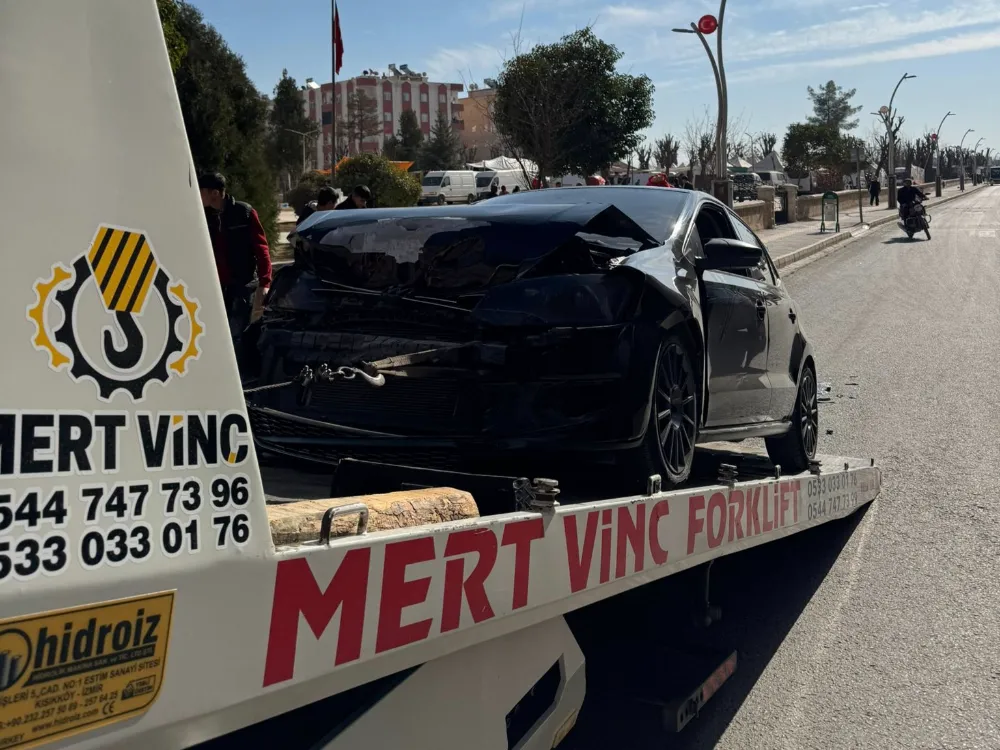 Nusaybin’de iki otomobilin çarpışması sonucu 1 kişi yaralandı