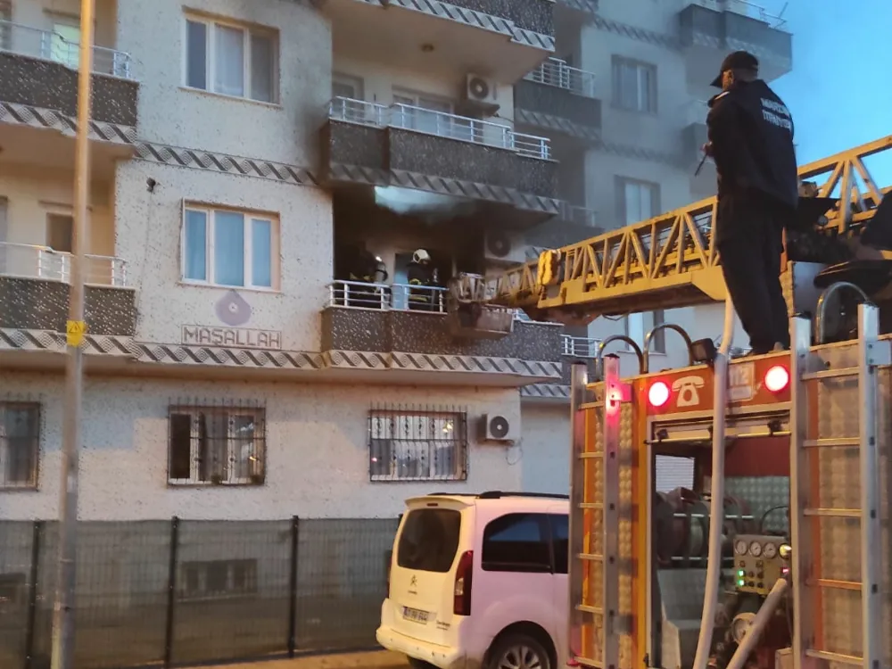 Nusaybin’de bir evde çıkan yangın evi kullanılamaz hale getirdi