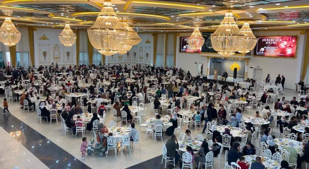 Nusaybin Belediyesinden ilçede iftar yemeği programı düzenlendi