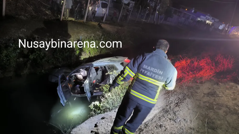 Otomobil sulama kanalına uçtu: 3 yaralı