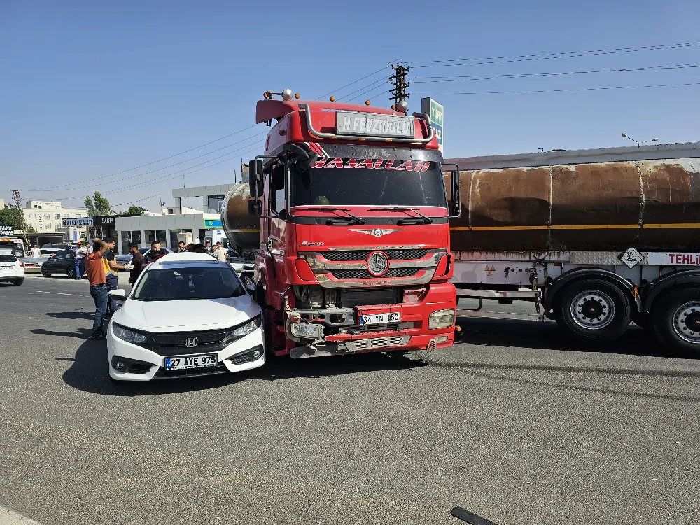 Nusaybin’de tanker ile otomobil çarpıştı: 6 Kişi hafif yaralandı