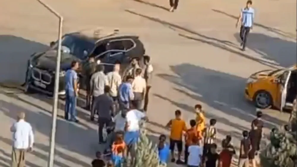 Nusaybin’de Jip ile Hafif Ticari Araç Çarpıştı: 2 Yaralı