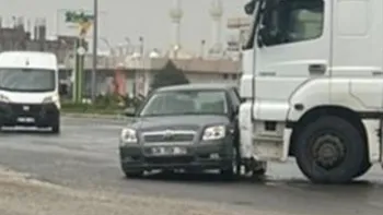 Nusaybin’de TIR otomobili önünde sürükledi: 1 yaralı
