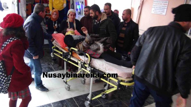 Nusaybin`de Polis Zırhlı Aracı Öğrenciye Çarptı