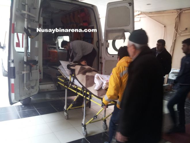 Su Niyetine Çamaşır Suyu İçen Kız Fenalaştı